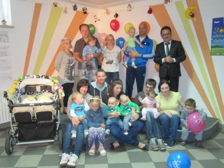 Srečanje najmlajših občanov 11